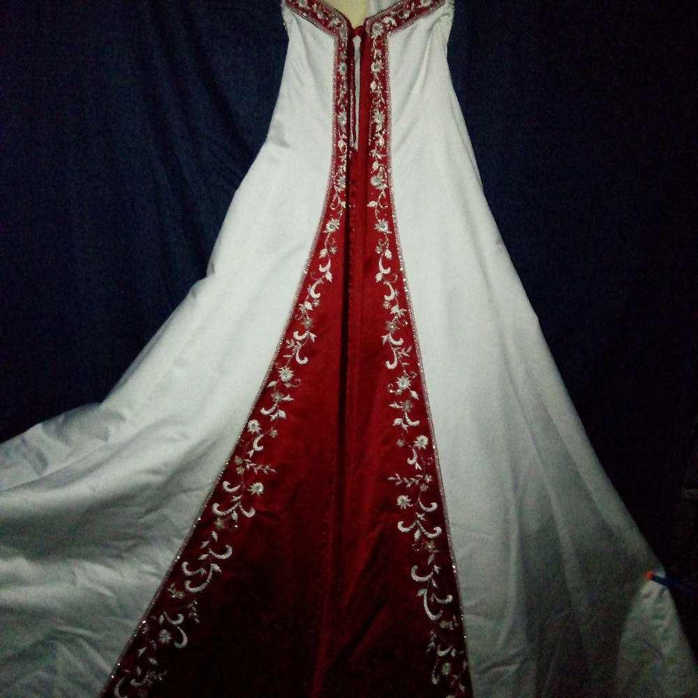 Alfred Angelo   size 10 altered white dress with a Claret train